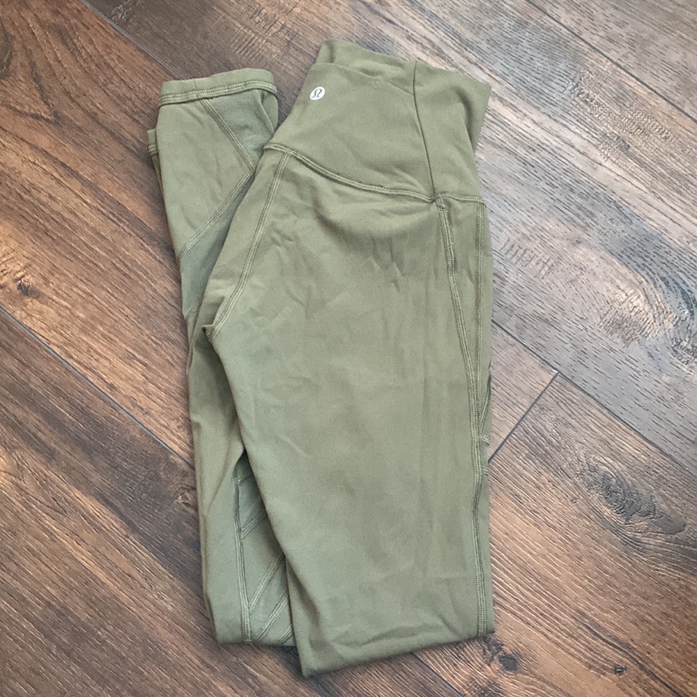 Lululemon leggings like new